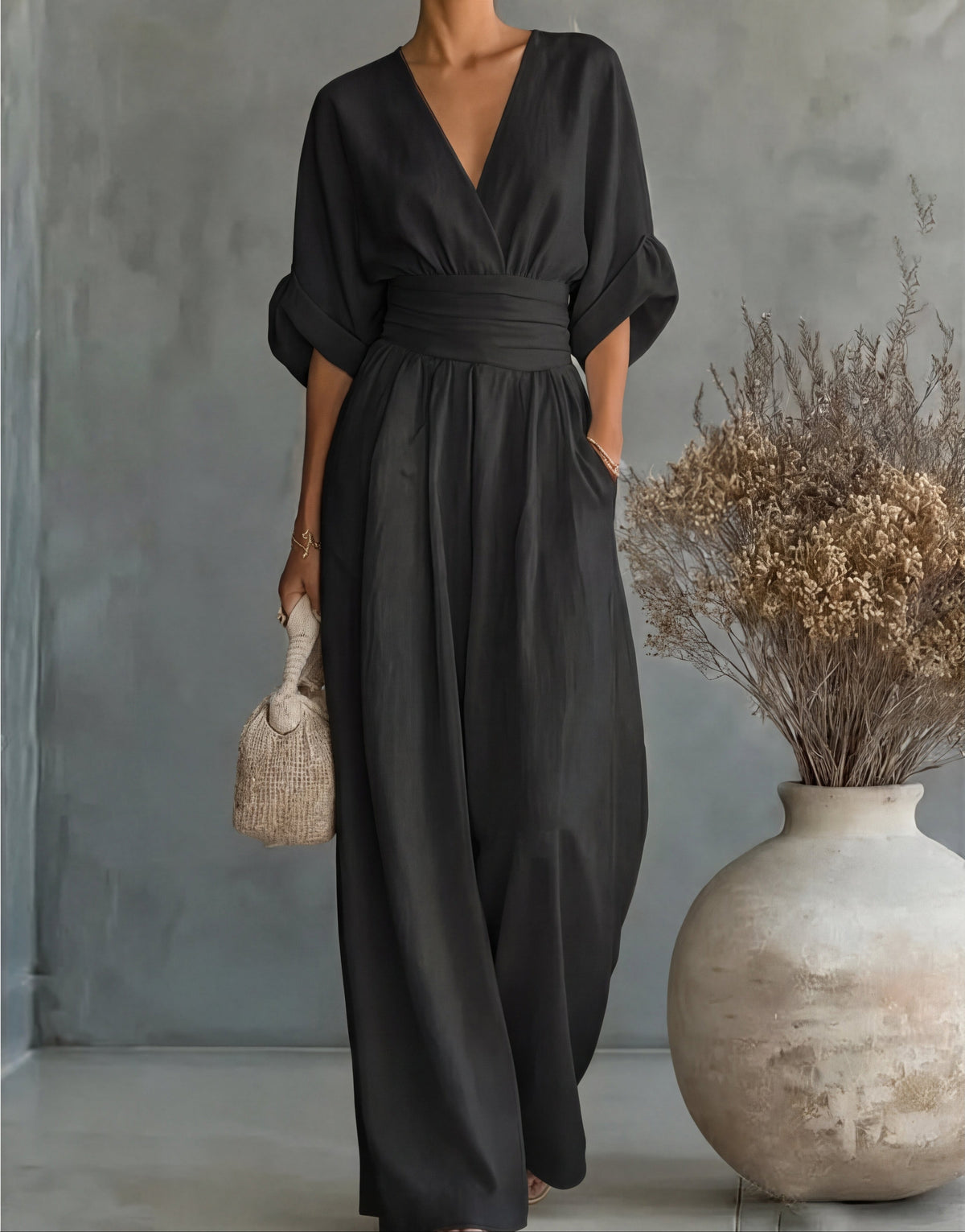 Elisa | Mono Elegante Fluido con Escote en V