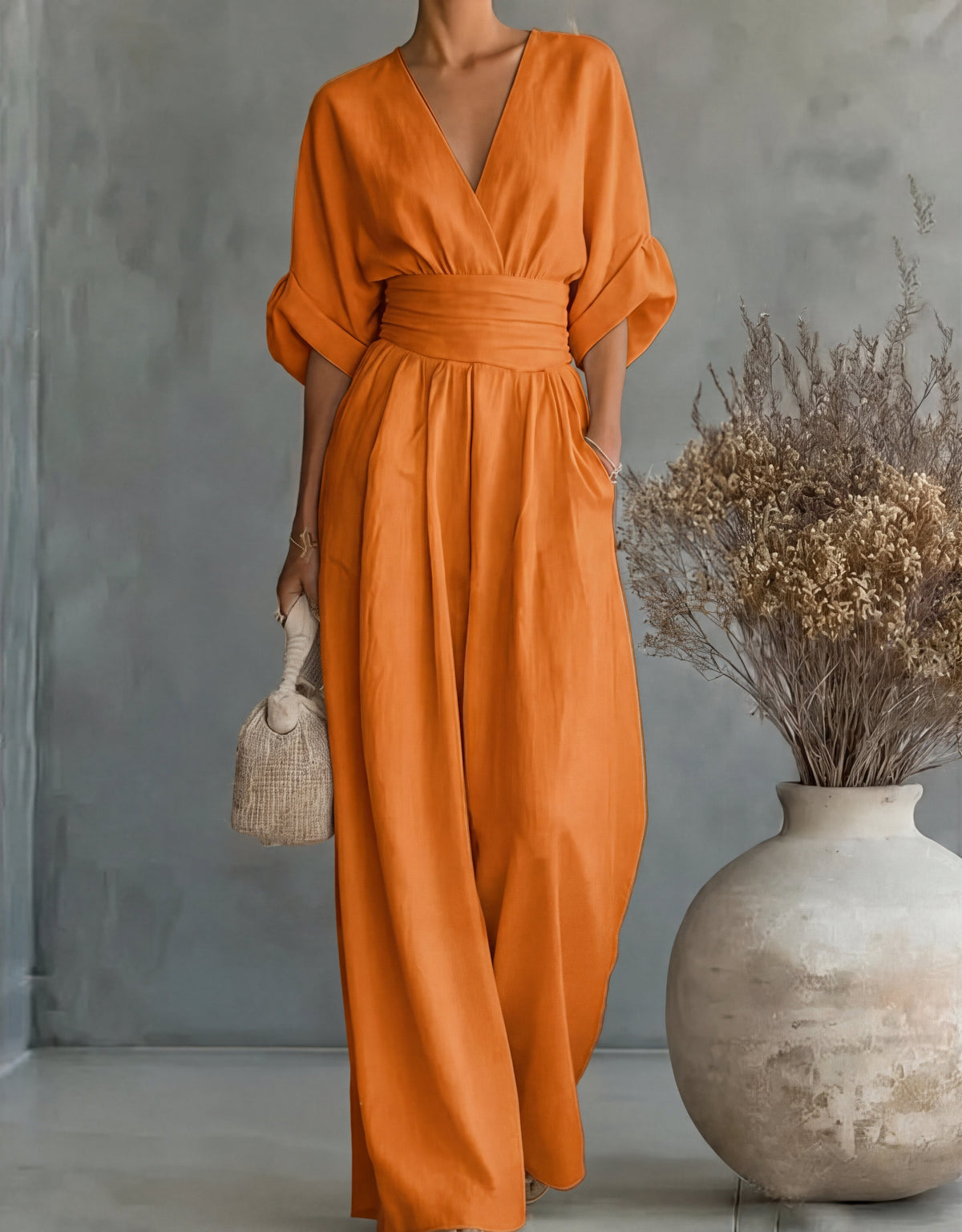 Elisa | Mono Elegante Fluido con Escote en V